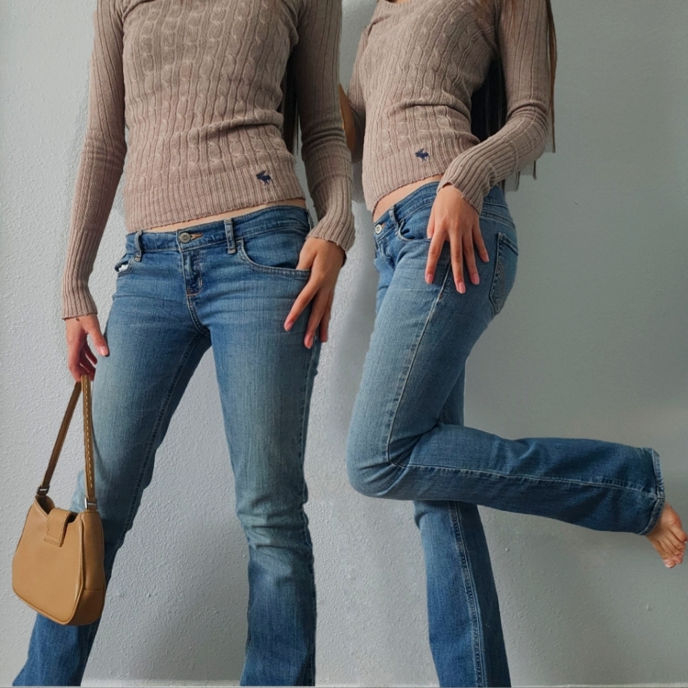 VINTAGE Y2K HOLLISTER LOW RISE MEDIUM WASH BOOTCUT JEANS